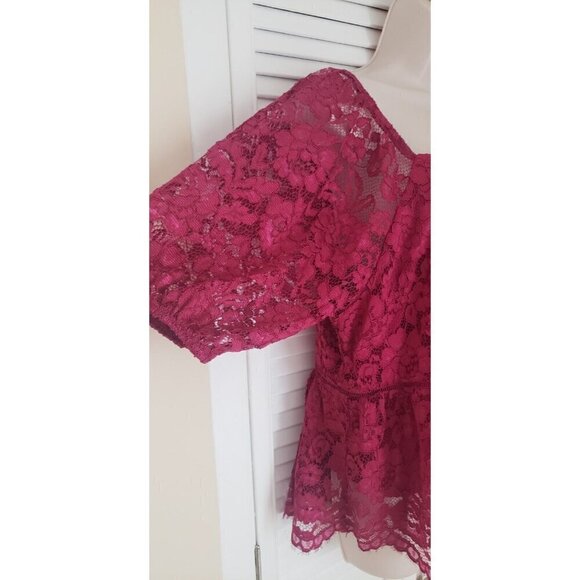 NWT $78 NANETTE LEPORE RASPBERRY LACE PEPLUM LINED BACK ZIPPER TOP BLOUSE SZ L - Picture 4 of 11